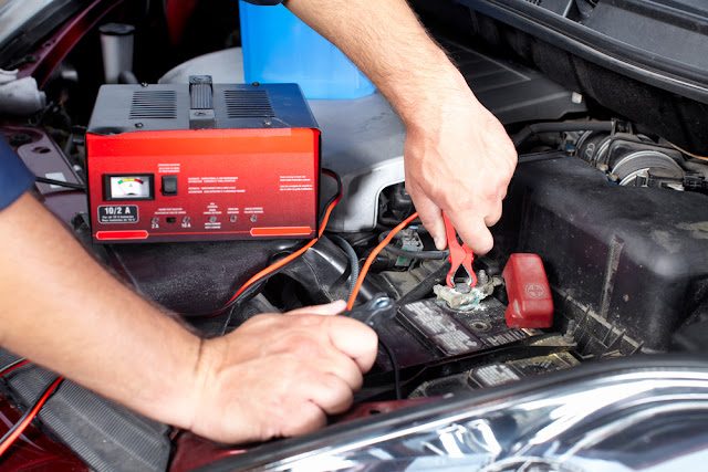 Síntomas de una batería de coche agotada