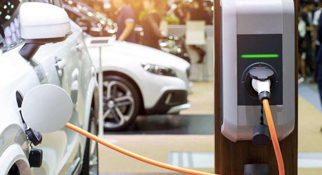 Consejos de mantenimiento para coches eléctricos e híbridos